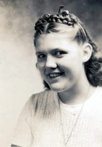 OBIT - CORALEE HOSTE - PHOTO_WEB