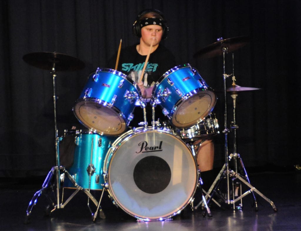 04-18-2015-Edon's Got Talent-T.J (17) WEB