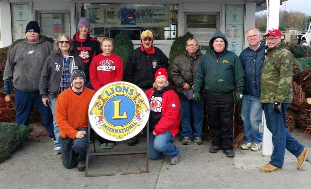 christmas-trees-arrive-2016-web