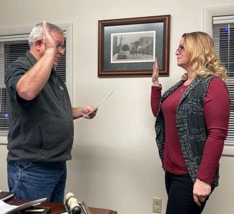 1-5-22 TRACI - The Village Reporter