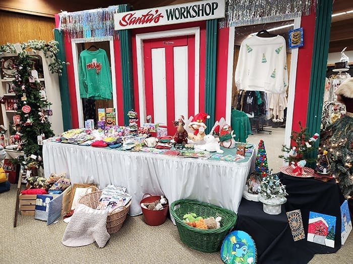 PIC-3-11-15-23-FESTIVAL-OF-TREES - The Village Reporter