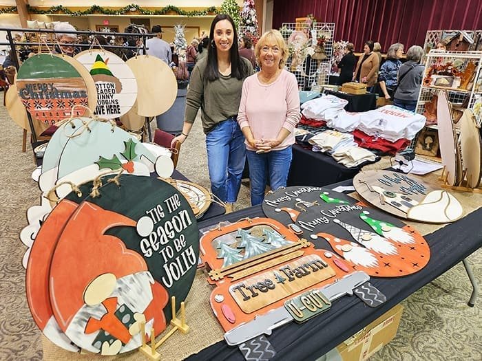 PIC-5-11-15-23-FESTIVAL-OF-TREES - The Village Reporter