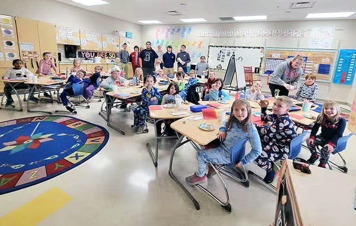 PIC-5-1-3-24-wuffa-Mrs.-Elting's-1st-Grade-Class - The Village Reporter