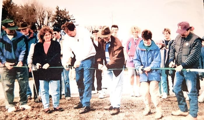 PIC-1-4-3-24-Ribbon-cutting-1994-(1) - The Village Reporter