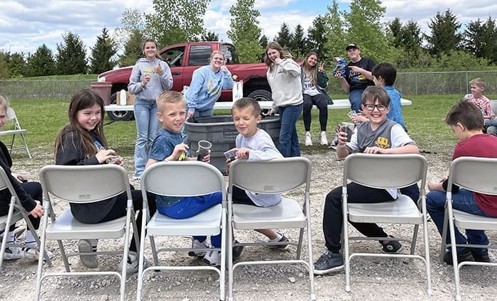 pic-2-6-5-24-Ag-Day - The Village Reporter