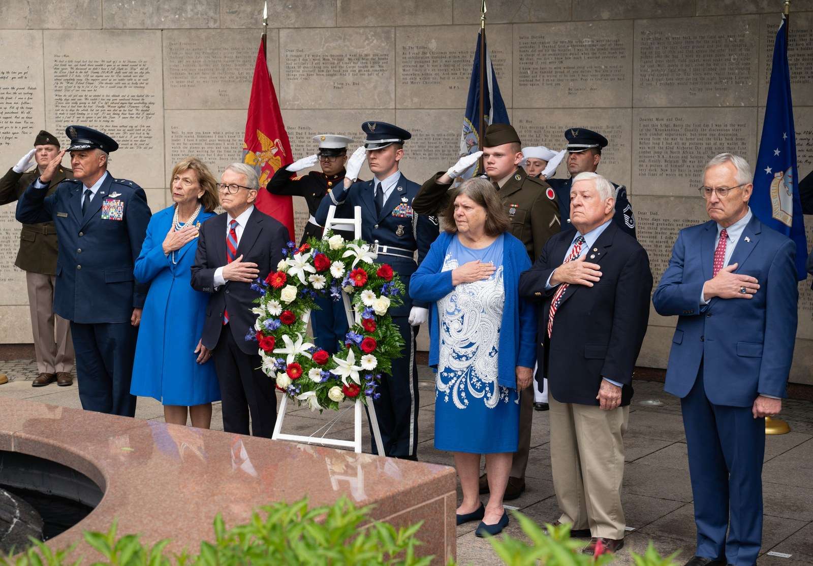 Wreath-laying ceremony at Ohio Veterans Plaza honoring Gold Star families
